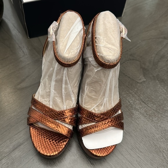 NATURALIZER Mallory Ankle Strap Sandals Women's Shoes (WIDE) - Picture 4 of 8